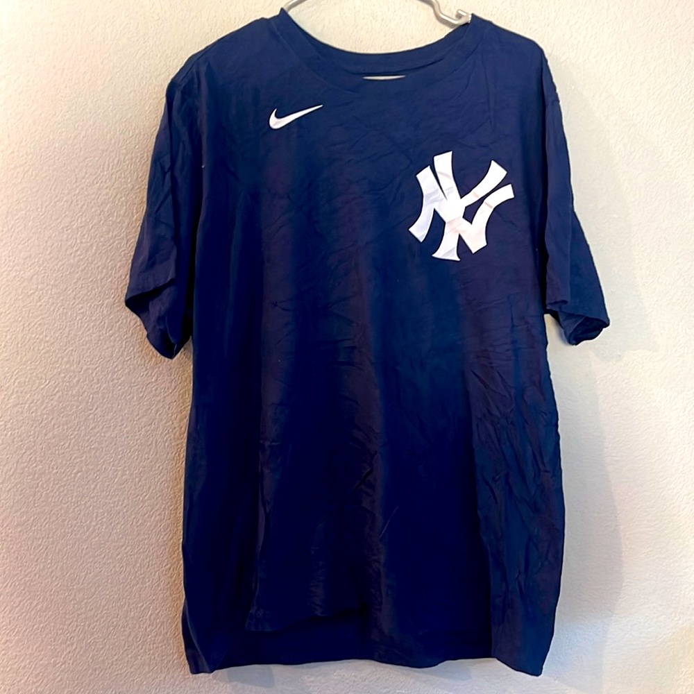 New York Yankees Mens Nike tee size XL blue